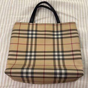Timeless Authentic Burberry London Handbag